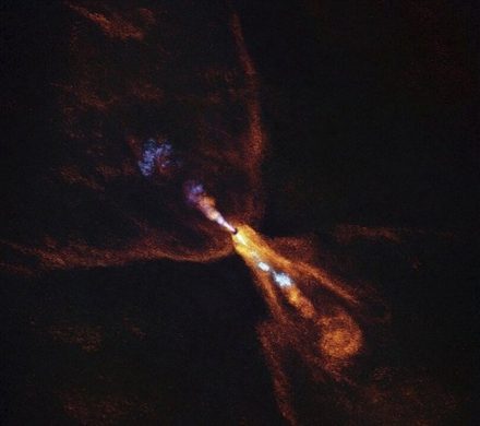 ستاره‌شناسان تولد جهان‌های تازه را در دل فضا ثبت کردند