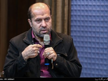توجه صدا و سیما و مدارس به شعر نوجوان صفر است/ فرورفتن شاعران به لاک شخصی‌نویسی