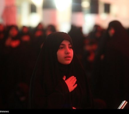 برگزاری مجمع خادمان در آستان علی بن باقر اردهال کاشان