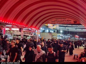روایت خبرنگار تسنیم از عمود ۳۴۷؛ مسیر اربعین لحظه‌ای بی‌زایٔر نمی‌ماند
