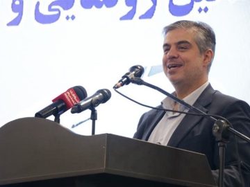 استاندار مرکزی: پرواز مستقیم ‌از اراک به نجف آغاز می‌شود