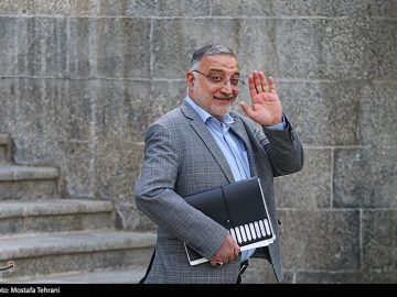 تیغِ تیزِ تخریب؛ پاداش زاکانی در کمک به دولت در اوج بحران