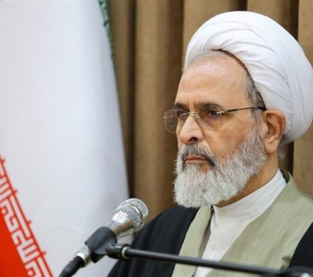 آیت‌الله اعرافی: پیام راهبردی رهبر معظم انقلاب راهنمای حرکت امروز و فردای حوزه است