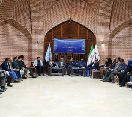 ارکان مهم صنعت گردشگری دفاتر خدمات مسافرتی و گردشگری است