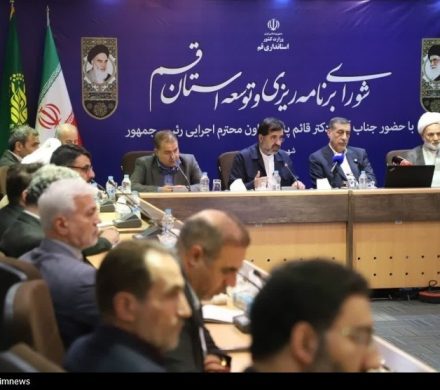 قم درگیر ۷۵ روز گرد و غبار در سال؛ لزوم اقدام فوری برای بهبود وضعیت