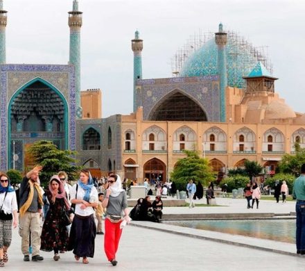 رشد ۱۰ درصدی ورود گردشگران خارجی به ایران در نیمه نخست ۲۰۲۵