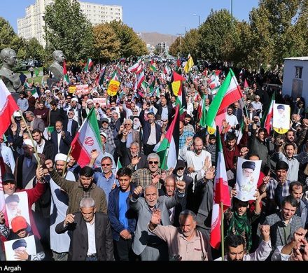 حضور پرشور مردم زنجان در راهپیمایی بشارت نصر