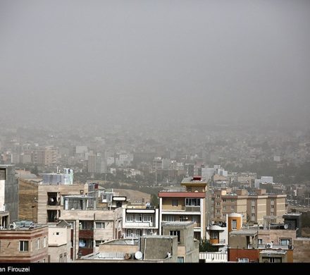 خوزستان در وضعیت قرمز آلودگی هوا؛ نفس کشیدن همچنان یک چالش است