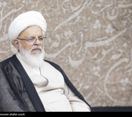 تأکید امام جمعه یزد بر پرورش تفکر و خداشناسی در کودکان
