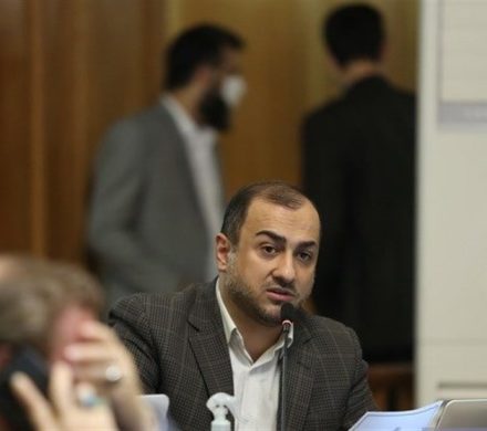 تأکید عضو شورای شهر تهران بر پیگیری فوری تعویق حقوق پاکبانان