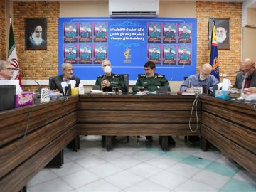 سومین نشست فصلی راویان پیشکسوت دفاع مقدس برگزار شد