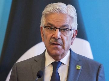 وزیر دفاع پاکستان: اکنون هیچ‌گونه ارتباطی با کابل وجود ندارد