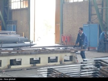 تأخیر در تخصیص ارز مانع توسعه ماشین‌سازی لرستان شد