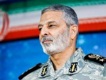سرلشکر موسوی: اقدامات سردار افشار سرمایه‌ای ارزشمند برای کشور است