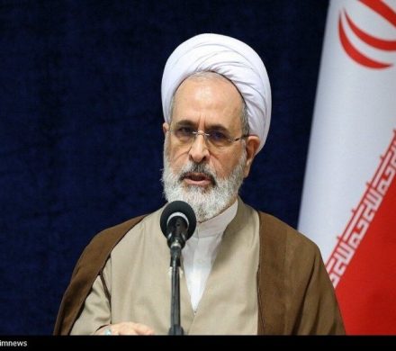 منحنی حرکت اجتماعی و سیاسی حوزه‌های علمیه رو به تعالی است
