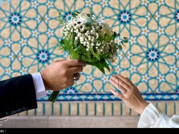 کاروان ۱۵۰۰ عروس و داماد دانشجو در اصفهان/ طلوع عشق و دانش در سوم آبان+فیلم