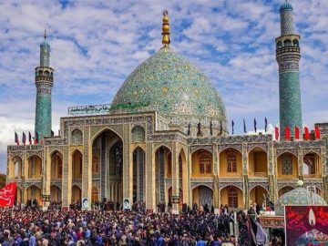 حال و هوای آستان ‌امامزاده آقا علی‌عباس بادرود در آستانه ‌ایام فاطمیه+فیلم