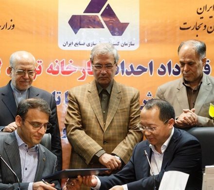 ۱۰ سال وعده برای راه‌اندازی کارخانه لاستیک سیستان/ فقط یک‌ سوله خالی‌ نصیب مردم شد!