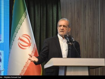 پزشکیان: گرانی و تورم تقصیر مجلس و دولت است/ نمی‌خواهم برای معیشت معلمان قول بدهم