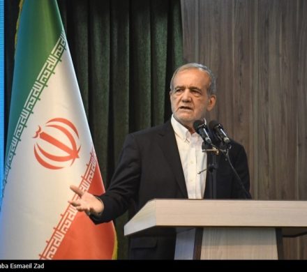 پزشکیان: گرانی و تورم تقصیر مجلس و دولت است/ نمی‌خواهم برای معیشت معلمان قول بدهم