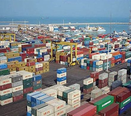 رونق ترخیص ماشین آلات و تنباکو از گمرکات آذربایجان شرقی