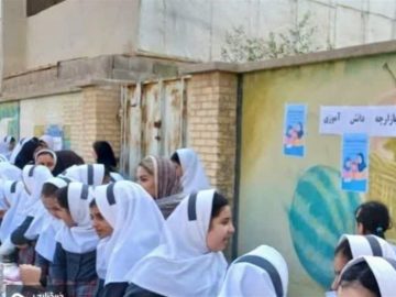 راه‌اندازی بازارچه دستاوردهای دانش‌آموزی در شهرستان دیر