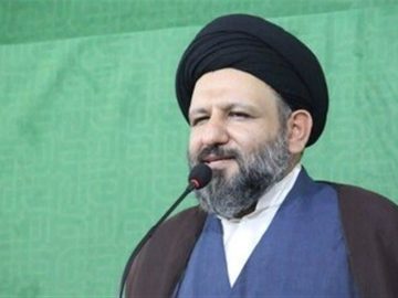 رهبر معظم انقلاب هویت دشمنان را برای ما روشن می‌کنند