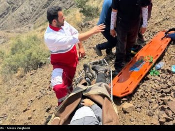 سقوط پاراگلایدر در منطقه جنگلی سوردار نور