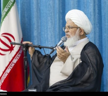 تأکید آیتالله ناصری بر تبدیل یزد به قطب تخصصی علوم پزشکی کشور