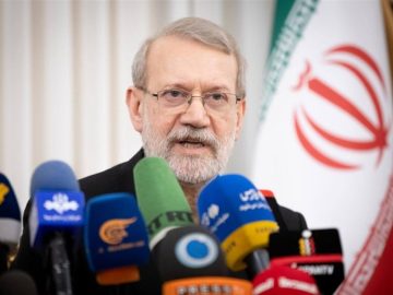 لاریجانی در جمع خبرنگاران: پیام جدیدی به آمریکا نداده‌ایم