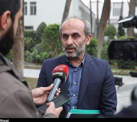 توضیحات جبلی درباره تولید محتوا به زبان عبری