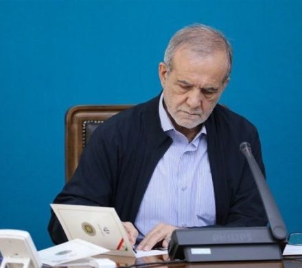 پزشکیان به حجت‌الاسلام مروی تسلیت گفت