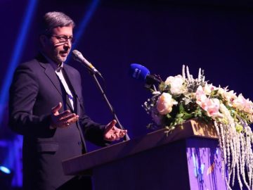 نسل پرسشگر امروز با صداقت و شفافیت ارتباط می‌گیرد