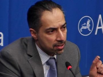 ببینید/از مذاکرات تا خیانت! تریتا پارسی؛ حمله آمریکا یکی از شوکه‌کننده‌ترین و خایٔنانه‌ترین صحنه‌های تاریخ سیاست بود!