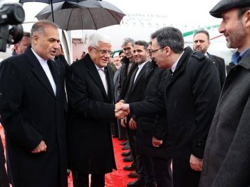 عارف وارد مسکو شد/ تعامل ایران با سازمان شانگهای مناسب است